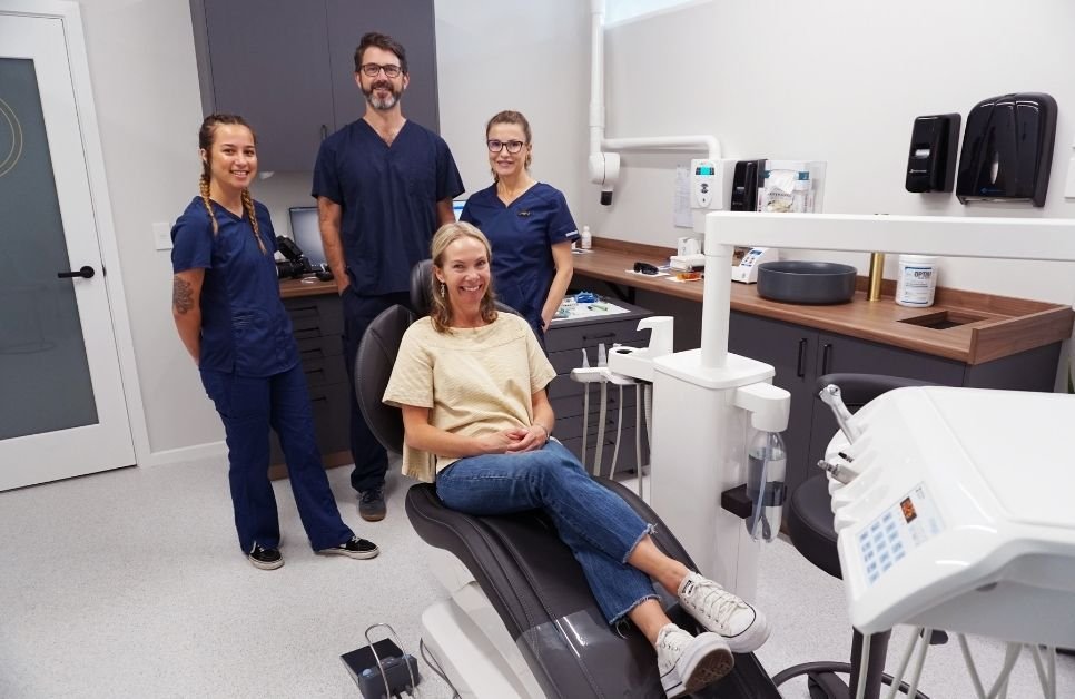 riendly progressive dentist, practicing in the heart of Nelson. Munro Dental offers relaxed and comfortable dentistry in a brand new purpose built